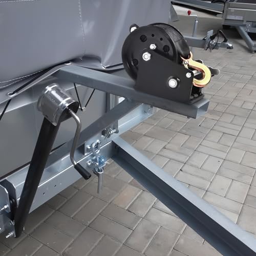 VEVOR Boat Winch,1200 lbs Capacity Hand Boat Trailer Winch Heavy Duty Rope Crank with 23 ft Polyester Strap and Two-Way Ratchet, Manual Operated Hand Crank Winch for Trailer, Boat or ATV Towing
