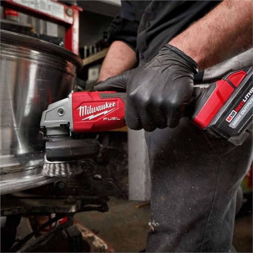 Milwaukee Electric - M18 Fuel. 4-1/2 / 5 Variable Speed Braking Grind