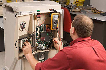 Fluke - 2718166 179/EDA2 6 Piece Industrial Electronics Multimeter Combo Kit