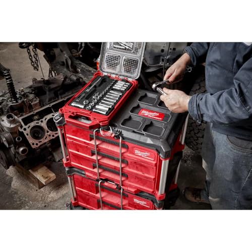 Milwaukee 48-22-9482 32-Piece Metric 3/8 in. Mechanics Ratchet and Socket Set with PACKOUT Case
