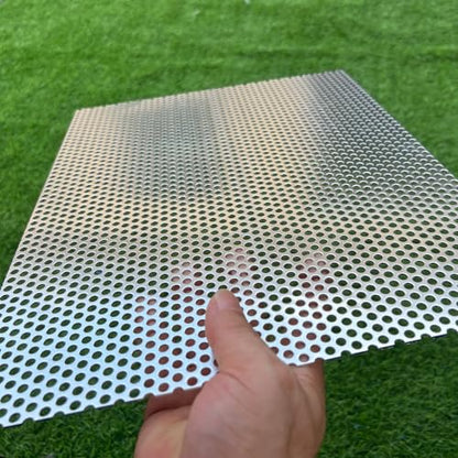 Aluminum Perforated Metal Sheets 16"x12" 16 Gauge Expanded Metal Mesh Aluminum Opening 1/5" 0.2 inch (About 5 mm) Perforated Steel Sheet Aluminum Mesh Screen Decorative Metal Mesh - size: 16" X 12"