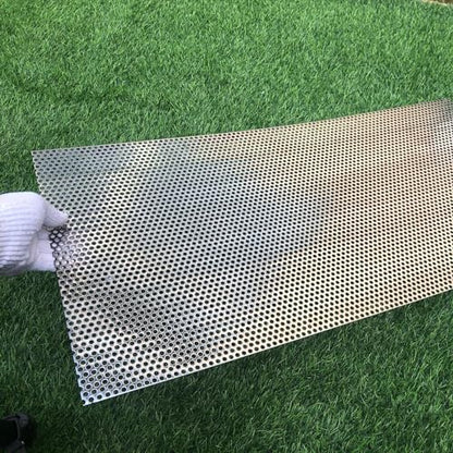 19 Gauge 30"x15" Perforated Metal Sheets Expanded Metal Mesh Opening 35% Hole 5mm 0.2"(About 1/5") Perforated Stainless Steel Sheet 304 Stainless Steel Mesh Screen Panel Decorati Plate - size: 30" X 15"