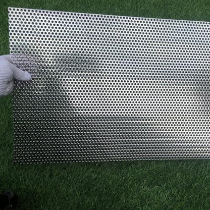 19 Gauge 36"x18" Perforated Metal Sheets Expanded Metal Mesh Opening 35% Hole 5mm 0.2"(About 1/5") Perforated Stainless Steel Sheet 304 Stainless Steel Mesh Screen Panel Decorati Plate - size: 36" X 18"