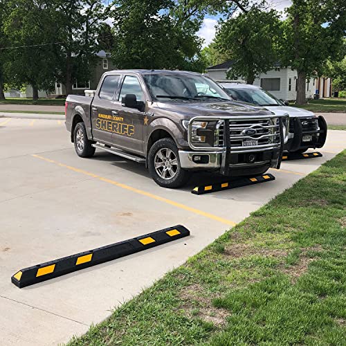 SmartSign Rubber Parking Curb - Heavy Duty Parking Stop with Yellow Reflective Stripe Chevrons, 72" Long (6ft), Wheel Stop for Parking Lot/Garage/Cars/Trucks, Pre-Drilled Holes, Pack of 1, USA-Made - color: 1. Black/Yellow Pack of 1