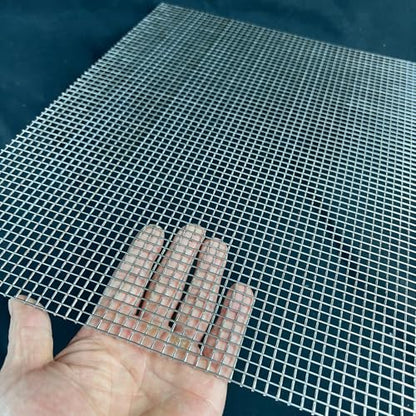 18Gauge 16"x12"Stainless Steel Welded Mesh 1/4 inch Holes Delivered Flat|Strong Heavy Wire Fence Chicken Wire Fencing Metal Screen for Screen Door Mesh,Poultry Cage,Grill,Bird Netting,Pet Grate - size: 16"x12", style: 18 Gauge, 1/4 inch Holes
