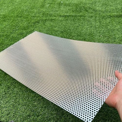 Aluminum Perforated Metal Sheets 36"x18" 16 Gauge Expanded Metal Mesh Aluminum Opening 1/5" 0.2 inch (About 5 mm) Perforated Steel Sheet Aluminum Mesh Screen Decorative Metal Mesh - size: 36" X 18"